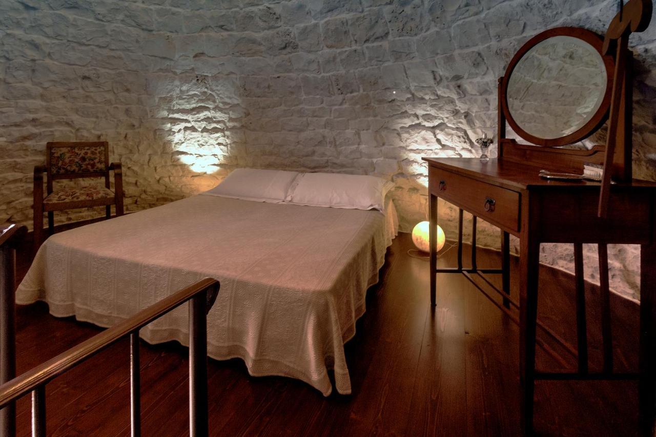 洛科罗通多Navolte Trulli E Quiete Con Piscina别墅 外观 照片